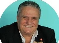 Vahap Şehitoğlu yazar fotoğrafı