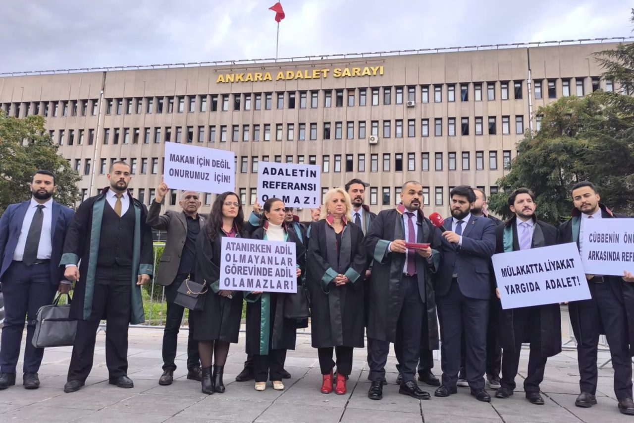 Zafer Partisi Ankara İl Başkanı Av. Alperen Akbaş ve partili